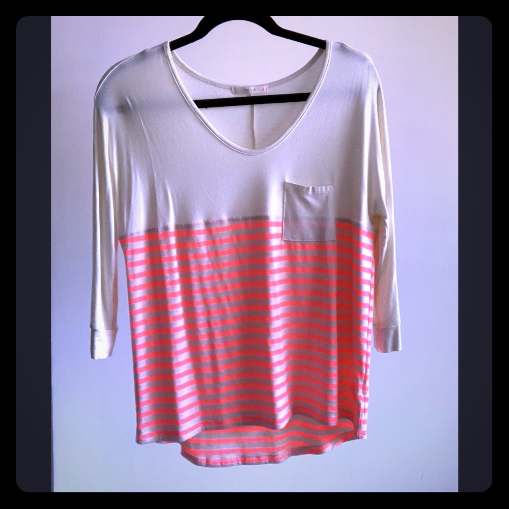 3/4 Length Sleeve V-Neck Top
